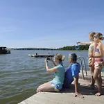 Camping-und Havelberge Parque de vacaciones Gross Quassow